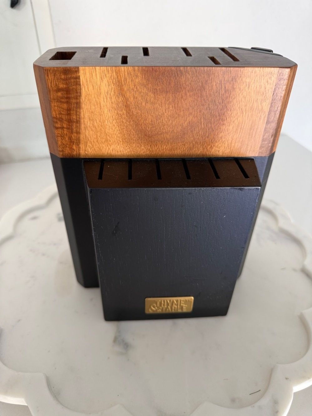 THYME & Table Wood & Black Knife Block - Gold Logo
